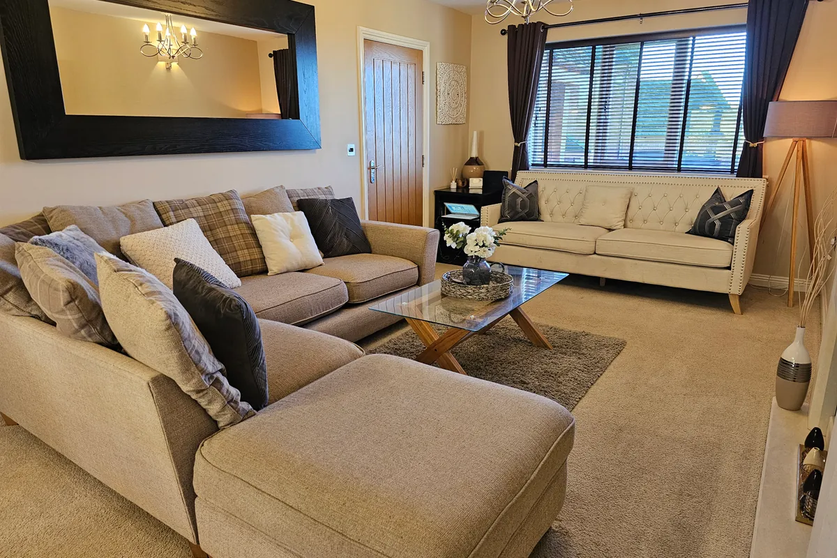 Greystonedale Manor drawing room