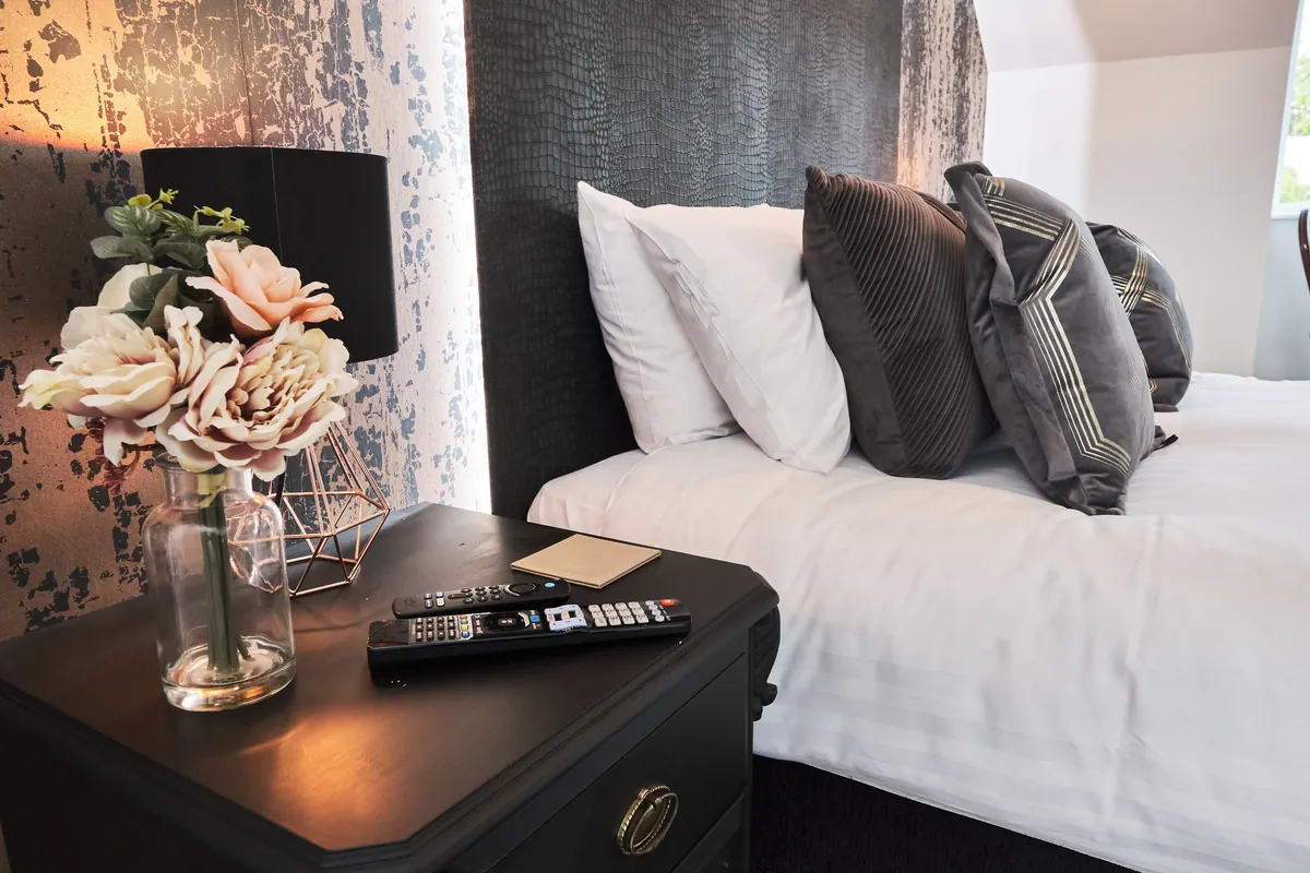 River Bank garden and river views