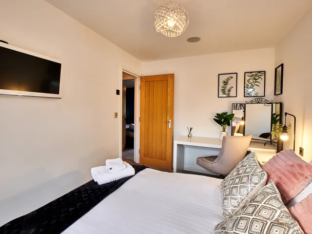 Friends' celebrations & special occasions